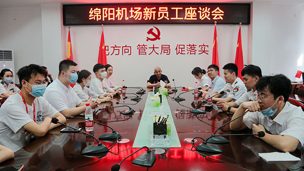 “助力鄉(xiāng)村振興，踐行艱苦奮斗” 將新員工黨性教育活動搬到對口幫扶村4.jpg